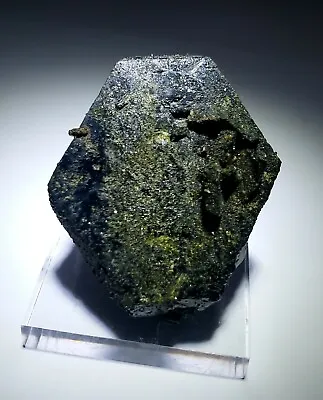 ***STUNNING-Large Sparkling Epidote W/ Magnetite Crystal Mine Pakistan*** • $150