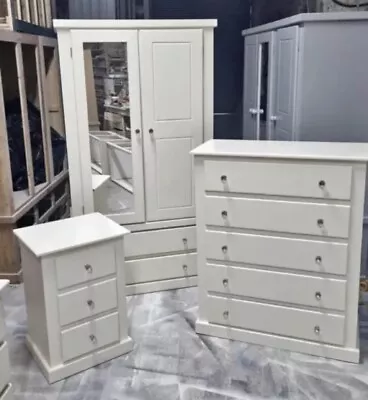 Bedroom Furniture SOLID PINE DIANA 3 PIECE BEDROOM SET IN WHITE (ASSEMBLED) • £550