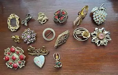 Vintage Brooch Pin Lot Faux Pearl Rhinestone Enamel Locket Gold Tone • $17.99