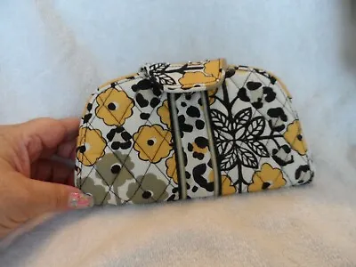 Vera Bradley Kiss'n Snap Wallet In Go Wild   ( #A) • $31