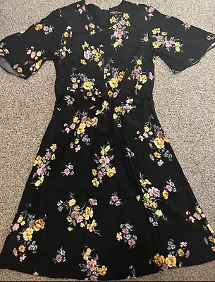 Ladies Dorothy Perkins Dress Size 12 • £3