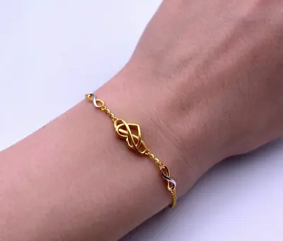 £360 • Buy 22Ct / 22K Yellow Gold Fancy Heart Ladies Bracelet 7 Inches 916