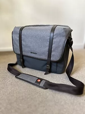 Manfrotto Windsor Camera Messenger Bag • £55