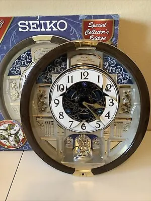 Seiko Melodies In Motion Animated Musical Christmas Carol Wall Clock QXM390BR • $129.99