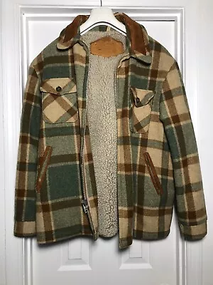 Vintage 70s 80s Woolrich Coat Sherpa Lined - Large • $85