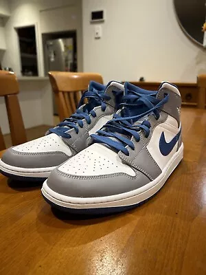 Nike Air Jordan 1 Mid • $110