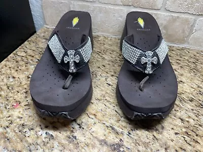 Volatile Womens D. BROWN -  Rhinestone Wedge Platform Flip Flops Sandals Size 9 • $22.99