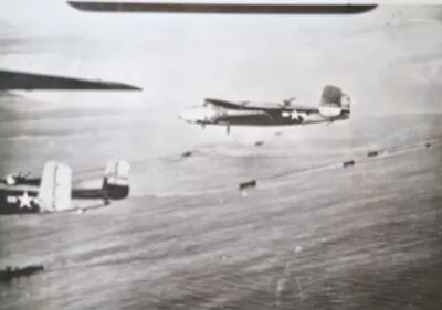 ORIGINAL WW2 PRESS PHOTO MITCHELL B-25 BOMBERS AT CAPE GLOUCESTER 1944 18x13cm • £5.49