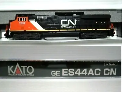 Kato N Scale Canadian National GE ES44AC CN 176-8939 Diesel Locomotive • $126