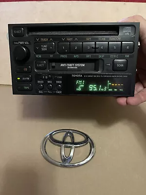 92-95 Toyota 4Runner Land Cruiser Stereo CD Cassette Radio 86120-33100 OEM 56804 • $865