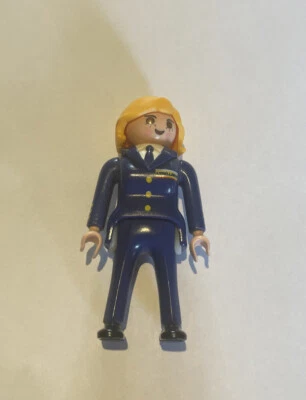 £2.90 • Buy PLAYMOBIL 3185 AERO LINE Aeroline AIRPLANE PILOT Woman Figure Airport Used