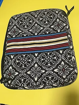 Vera Bradley Laptop Soft Case 13  Wide • $10