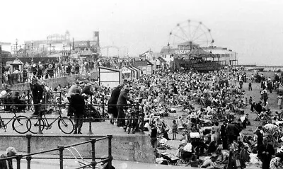 RP CLEETHORPES Fair FAIRGROUND Ferris Wheel ICE CREAM BOOTH Lincolnshire • £8.50