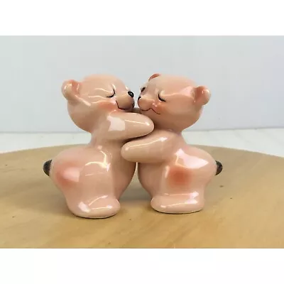 Vintage Unmarked Van Tellingen Pink Bear Hug Salt And Pepper Shakers Set • $14.99