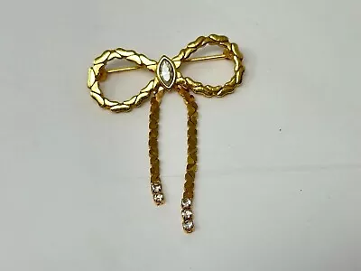 Vintage AVON Goldtone Clear Rhinestone Marquise BOW Brooch Pin • $16