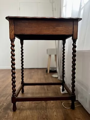 Victorian Mahogany Twist Leg Side Table Perfect For Upcycling • £25.61