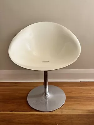 ERO|S| Kartell Philippe Starck White Swivel Chair • $350