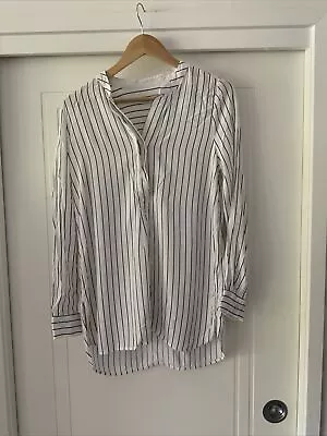 Country Road Blouse Xs  • $7
