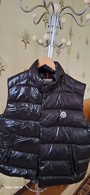 Moncler Vest Men's Used Men Sleeveless Black • $250