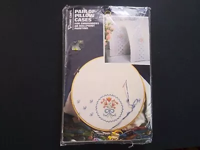 NIP Vogart Stamped For Embroidery/Painting Pair Of Pillowcases • $15.99