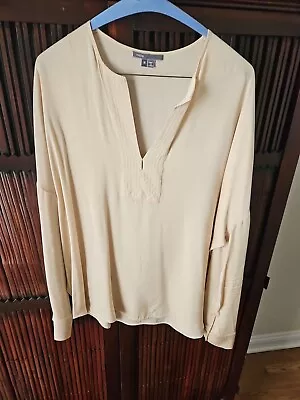 Vince Size M Womens Silk Ivory Cream Beige Blouse Long Sleeve • $25