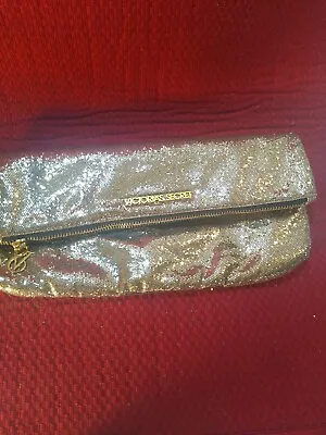 VICTORIA'S SECRET Vintage Gold Glitter Evening Fold Over Zip Clutch Purse Bag • $12.49