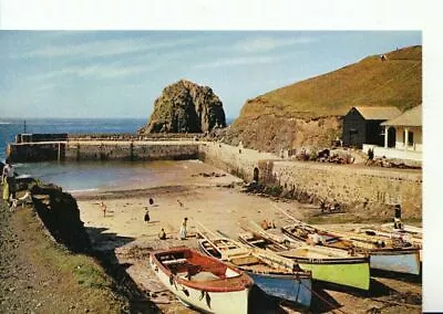 Cornwall Postcard - Mullion Cove - Cornwall - Ref 8410A • £2.40