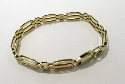 9ct Yellow Gold 3 Bar Gate Bracelet.lovely Condition. Boxed  • £275