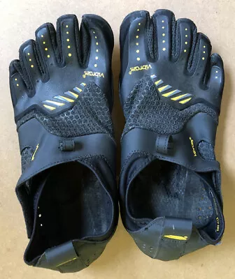 Vibram FiveFingers Signa Black Yellow Shoes 13W0201 Women's Size 38 EUR • $59.95