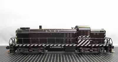 Kato N Santa Fe Zebra Stripe RS-2 Diesel Locomotive - DC With MTL Couplers • $69.95