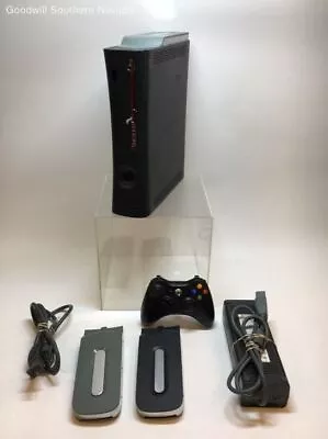 Microsoft Xbox 360 Black Console Bundle • $16.50