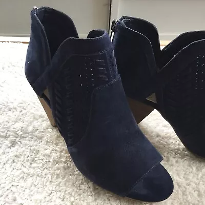 Vince Camuto Size 7.5 Suede VC-EBELIN Open Toe Boots  Navy Blue Zipper Back • £52.20