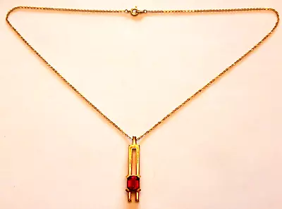 Vintage Gold Tone Red Faux Ruby Rhinestone Modernist Pendant Necklace 19 Inch • $12.99