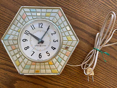 Vintage MCM 1970s GE Kitchen Wall Clock Model 2118A Mosaic - Working Condition • $19.99