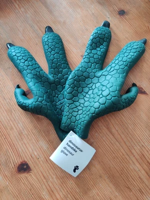 £3 • Buy Flying Tiger Rubber Dinosaur Gloves