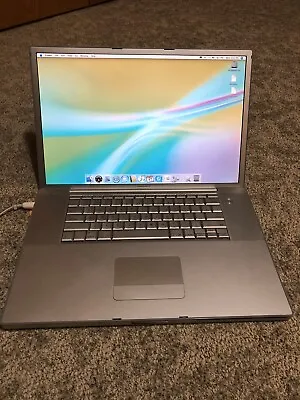 Apple Macintosh Powerbook G4 A1107 17  PowerPC G4 Processor 1GB RAM • $390