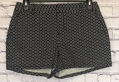 ELLE Women's Shorts Size 10 Stretch Pockets Black EUC • $9.99