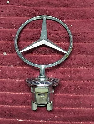 Mercedes-Benz Front Hood Emblem C230 C280 CLK320 E300 E320 E500 S430 S500 S600 • $20