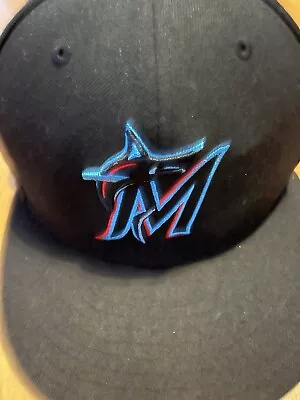 🔥Miami Marlins New Era Men’s Black Baseball Cap Size 7 3/8 EUC • $14.95