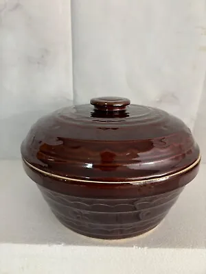 Marcrest Oven Proof Stoneware USA Bean Pot & Lid 1.5 Qt Covered Brown Daisy Dot • $24.95