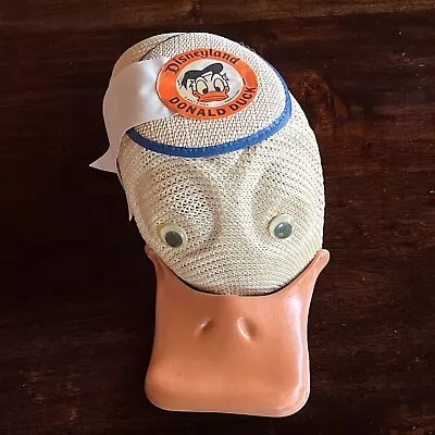 1970's Vintage Walt Disney World Donald Duck Squeaker Hat • $10.36