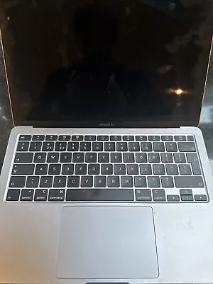 Macbook Air 2020 Intel I3 • £140