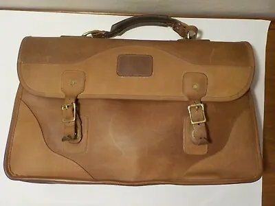 Vintage ORVIS Saddle Tan Heavy LEATHER MESSENGER BAG Briefcase Very Nice Shape • $58