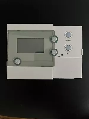 Salus RT500RF Wireless Programmable Room Thermostat Rt500 (TX) (NOT WORKING) • £35