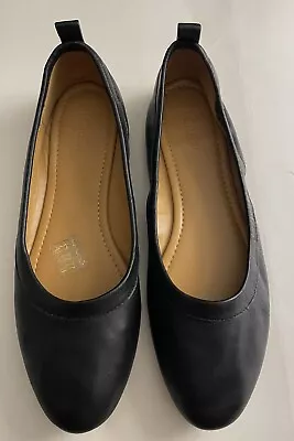 J. CREW Women's Classic Black Leather Round Toe Ballet Flats Size 10 • $9.99