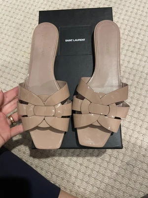 $500 • Buy Ysl Saint Laurent Tribute Sandals Slides Beige Nude  Patent 40 8 - 9 Rrp$1100