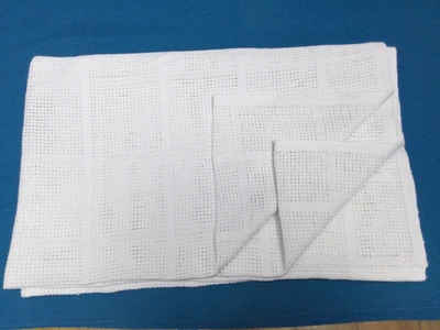£10 • Buy Vintage MOTHERCARE Cotton Cellular White Pram Blanket VGC.