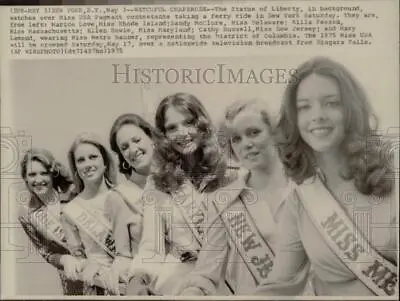 1975 Press Photo Miss USA Pageant Contestants Taking A Ferry Ride In New York • $15.99