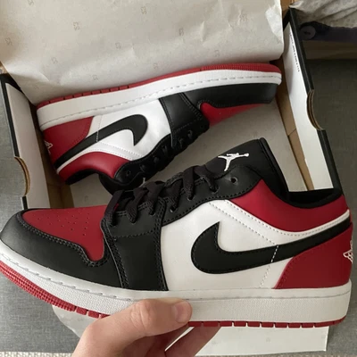 $220 • Buy Nike Air Jordan 1 Low Bred Toe US11 Brand New | Free Shipping ✅