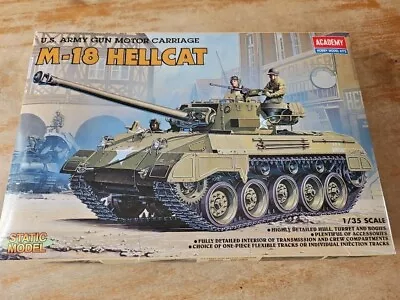 Academy M-18 Hellcat Tank US Army Gun Motor Carriage 1/35  Model Kit TA980 NEW • $24.99